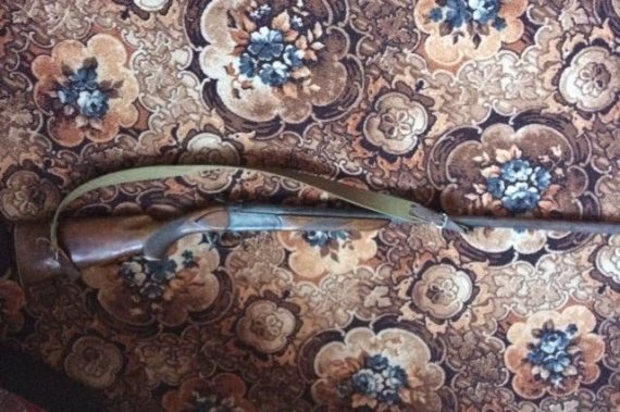 У чоловіка знайшли рушницю та пістолет – 01