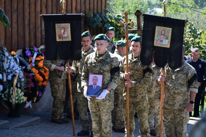 Сьогодні поховали 43-річного прикордонника, який загинув на війні – 01 Сьогодні поховали 43-річного прикордонника, який загинув на війні – 01