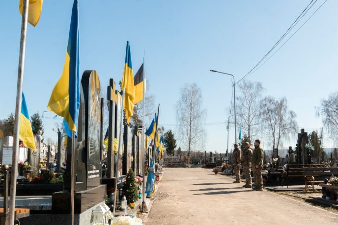 Мукачево провело в останню путь полеглого воїна