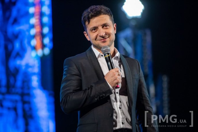 Зеленський з «Кварталом 95» в Ужгороді: Агітувати не збираємось, однак закликаємо всіх прийти на вибори – 11