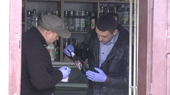 У Воловці жорстоко вбили продавчиню магазину – 07 У Воловці жорстоко вбили продавчиню магазину – 07