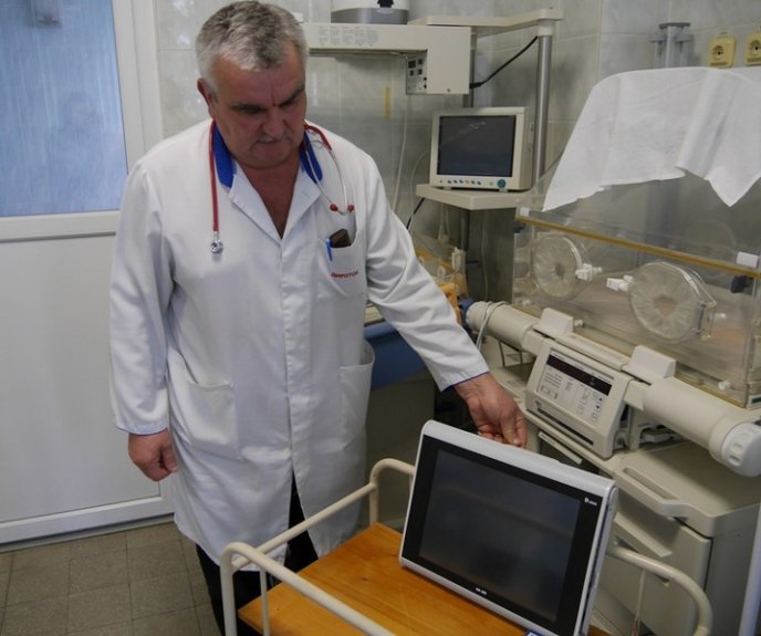 Ужгородська міська дитяча лікарня отримала дороговартісне обладнання – 03