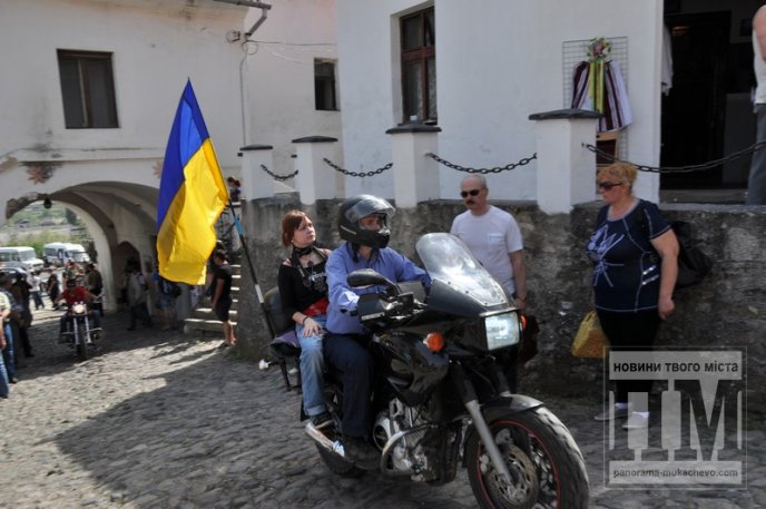 Як байкери у замку "Паланок" гуляли (ФОТОРЕПОРТАЖ)  – 15