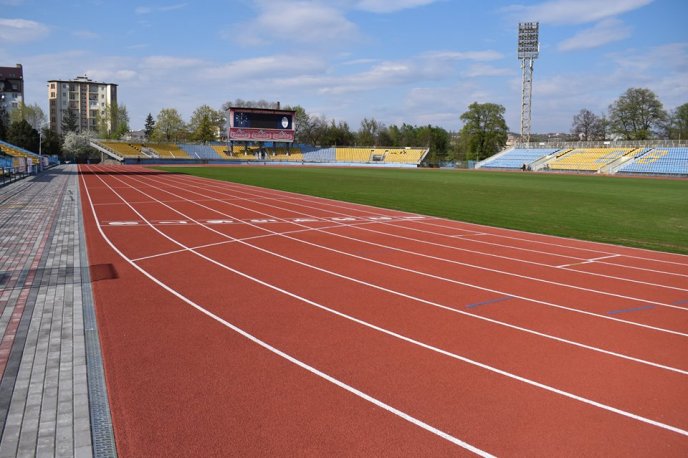В Ужгороді відкрили реконструйований стадіон «Авангард» – 08