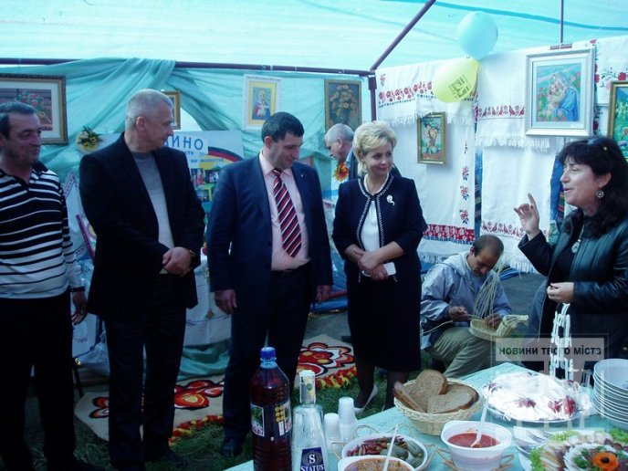 У Дерцені відбулося грандіозне дійство – районний фестиваль "Дерцен-Фест" (ФОТО) – 16