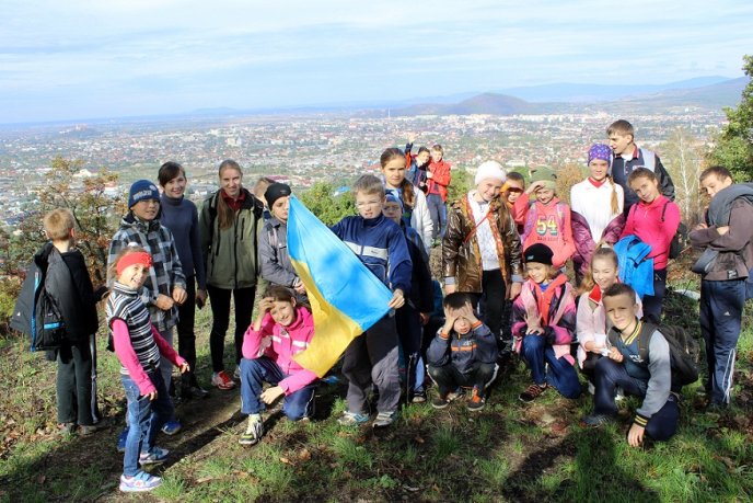 Вихованці Мукачівського клубу "Товариш" здійснили походи до мальовничих місць Закарпаття – 01