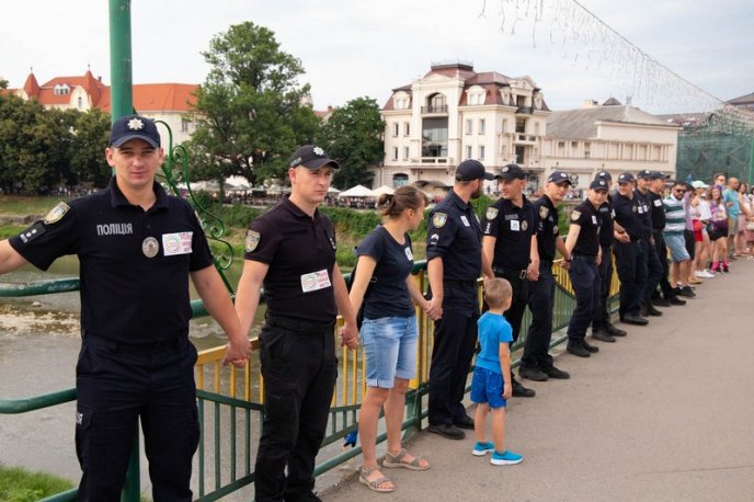 В Ужгороді встановили національний рекорд України: ФОТО – 08