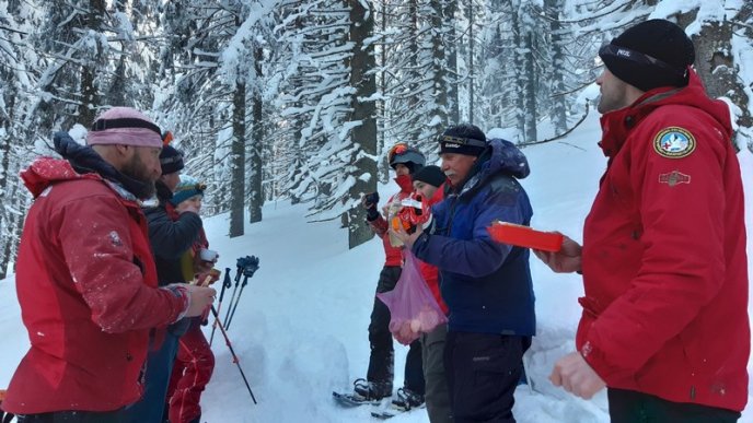 З’їхав не у той бік: в горах цілу ніч шукали заблукалого чоловіка – 01 З’їхав не у той бік: в горах цілу ніч шукали заблукалого чоловіка – 01