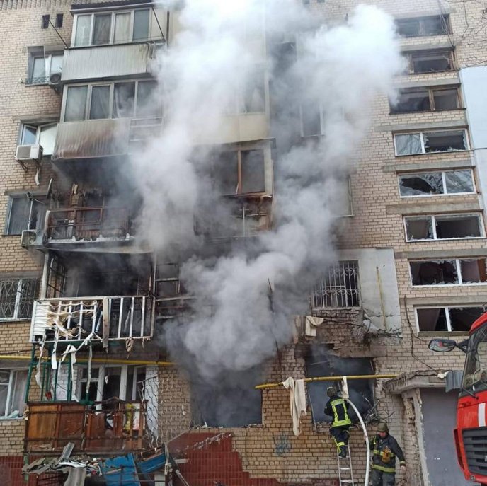 Окупанти завдали масованої атаки по обласному центру України: відомо про 7 поранених – 02