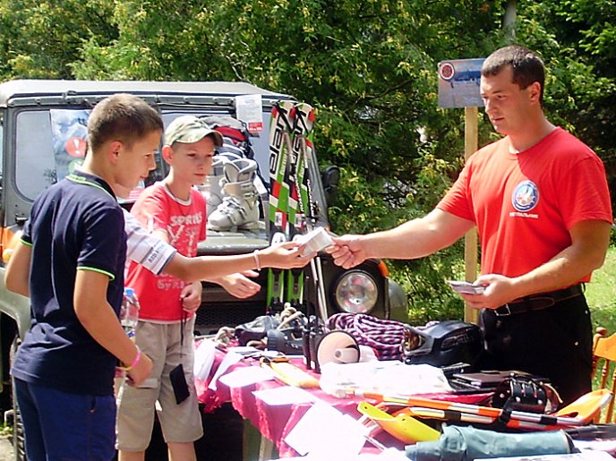 Під час фестивалю «Лемківська ватра» великоберезнянські рятувальники провели акцію «Запобігти. Врятувати. Допомогти» – 04
