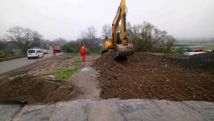 У Буштині ремонтують міст – 04