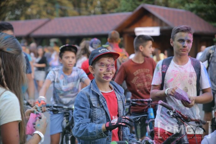 Миттєвості велозаїзду у Мукачеві: фоторепортаж із "Літньої зустрічі цімборів" – 42