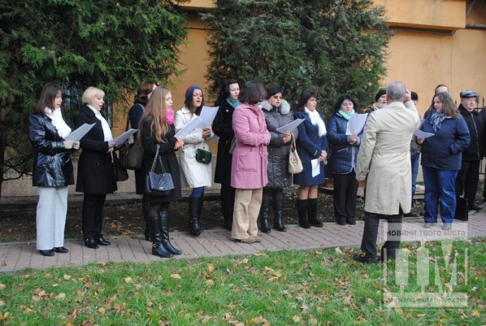 Угорська громада Мукачева поклала вінки до пам’ятної дошки жертвам сталінських репресій (ФОТОРЕПОРТАЖ) – 11