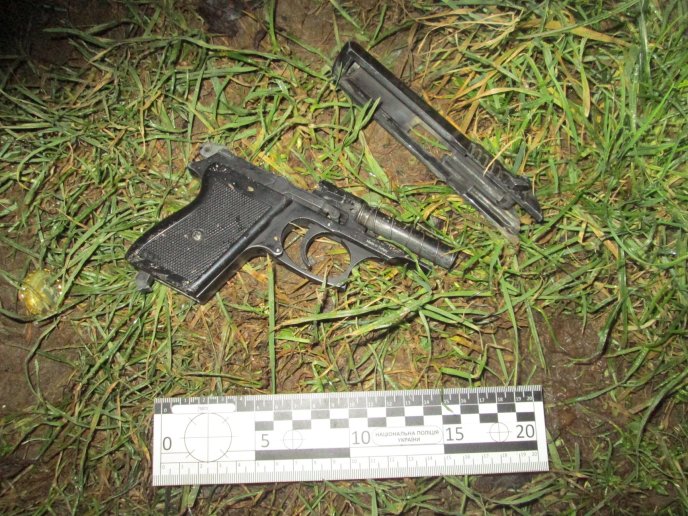 Поліцейські розповіли подробиці стрілянини в Ужгороді – 03