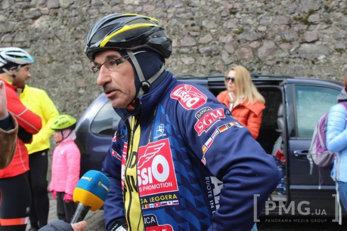 У Мукачівському замку стартував МТБ-марафон "Три замки Закарпаття" – 01