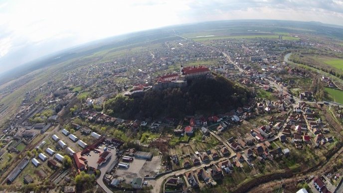 Бійці 128-ї бригади сфотографували Мукачево із безпілотника (ФОТО) – 02