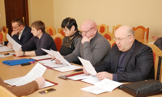 В Ужгороді відбулось чергове засідання Президії Закарпатської облради – 01