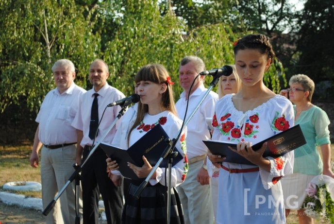 Мукачівська ЗОШ №4 патріотично відсвяткувала День знань – 10