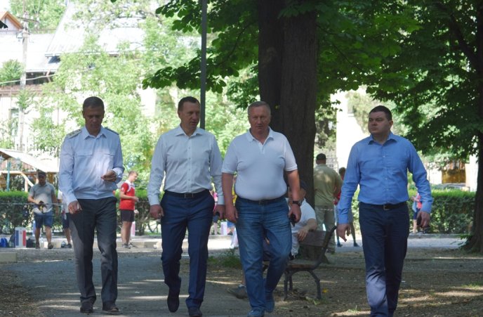 В Ужгороді стартував черговий сезон дитячої залізниці – 06