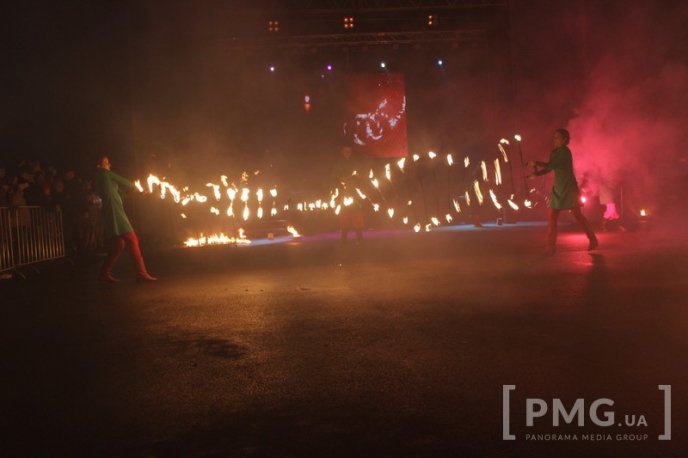 Яскраве святкування Дня святого Мартина у Мукачеві: парад ліхтариків, лицарські бої та вогняне шоу – 118 Яскраве святкування Дня святого Мартина у Мукачеві: парад ліхтариків, лицарські бої та вогняне шоу – 118