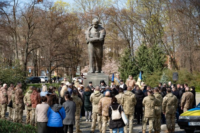 Поховали закарпатця, який добровольцем пішов захищати Україну – 06 Поховали закарпатця, який добровольцем пішов захищати Україну – 06