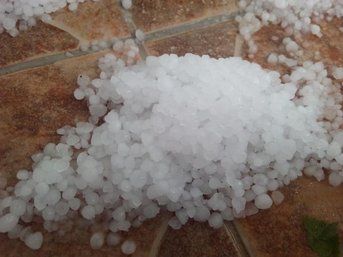 На Іршавщині сьогодні випав град – 04