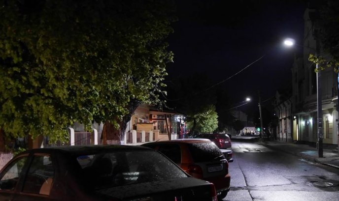 На вулицях Ужгорода встановили світлодіодні ліхтарі – 04