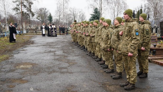 Бої за Дебальцеве: у Мукачеві вшанували пам’ять полеглих героїв – 02