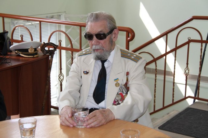 Ветеранів Великої вітчизняної війни зібрали, щоб послухати про війну та привітати зі святом (ФОТО) – 09