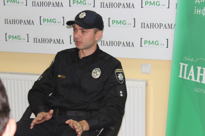 Патрульні Мукачева розповіли про поліцію та особливості своєї роботи – 07