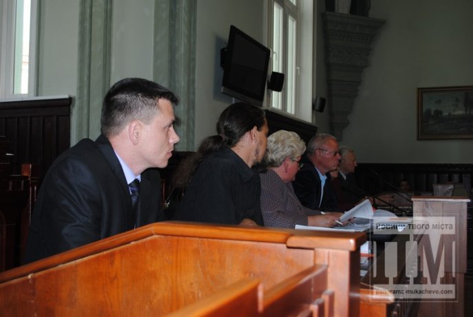 Установчі збори Громадської ради при Мукачівському міськвиконкомі закінчились гучним скандалом (ФОТО) – 02 Установчі збори Громадської ради при Мукачівському міськвиконкомі закінчились гучним скандалом (ФОТО) – 02