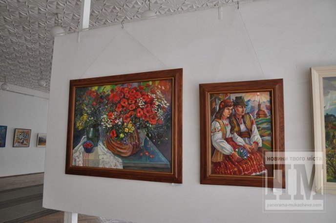 У Мукачеві стартувала виставка неймовірно красивих картин від творчого об’єднання "Райдуга" (ФОТО) – 02