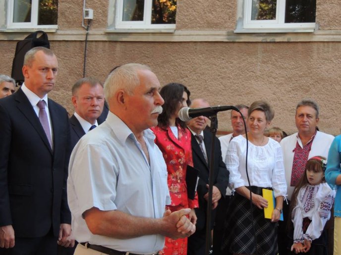 У Берегові відкрили пам’ятник Тарасу Шевченку – 11