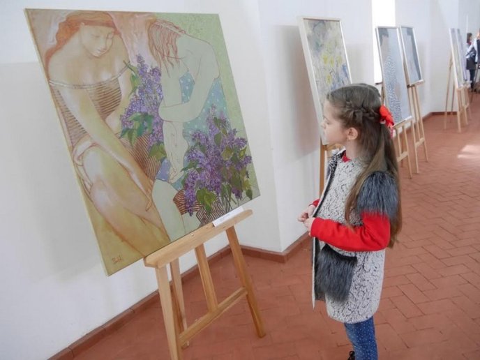 Чотири закарпатські художниці презентували свої роботи – 08