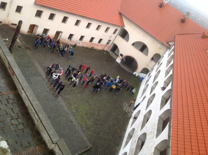 Молодь Мукачева провела флешмоб єдності "Ми разом! - Мы вместе!" (ФОТО,ВІДЕО) – 10