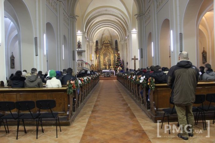 Римо-католики Мукачева відзначають Різдво Христове – 04