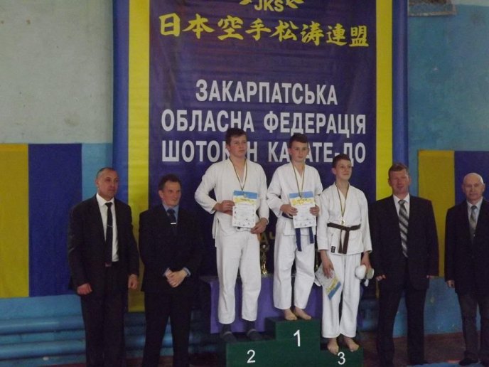 Мукачівці стали найкращими на обласному чемпіонаті з шотокан карате-до – 08