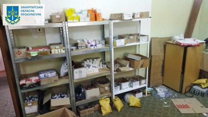 У Мукачеві виявили підозрілі ліки – 01