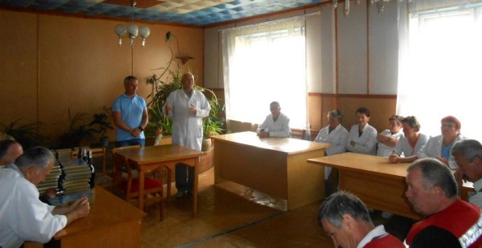 Напередодні свята медпрацівники Тячівщини і Рахівщини отримали подарунки – 05 Напередодні свята медпрацівники Тячівщини і Рахівщини отримали подарунки – 05