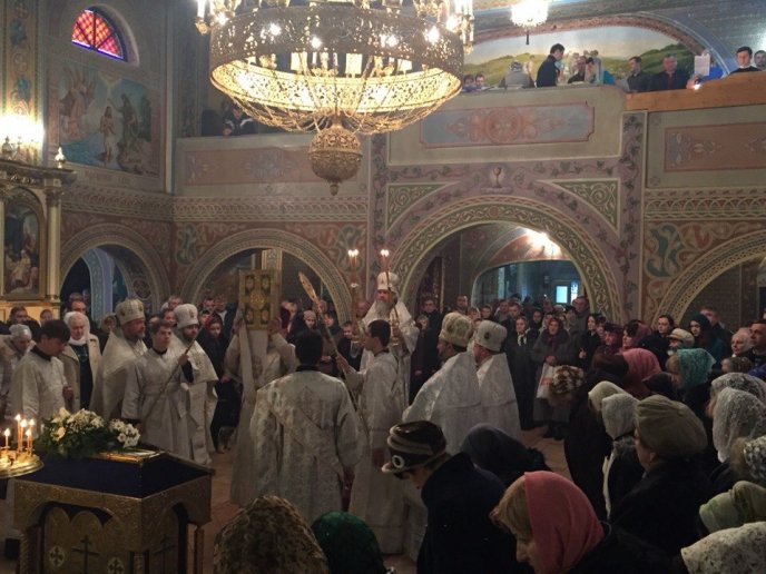 Владика Феодор відслужив святкову Літургію у Мукачеві (ФОТО) – 01