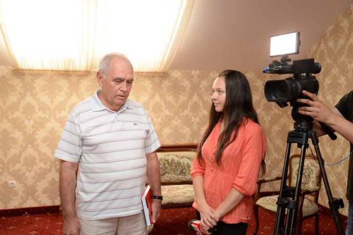 Сьогодні провели термінове засідання Ради адвокатів Закарпатської області – 02