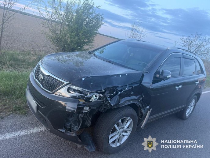 У селі на Мукачівщині зранку трапилась смертельна ДТП: що відомо та фото з місця аварії – 01