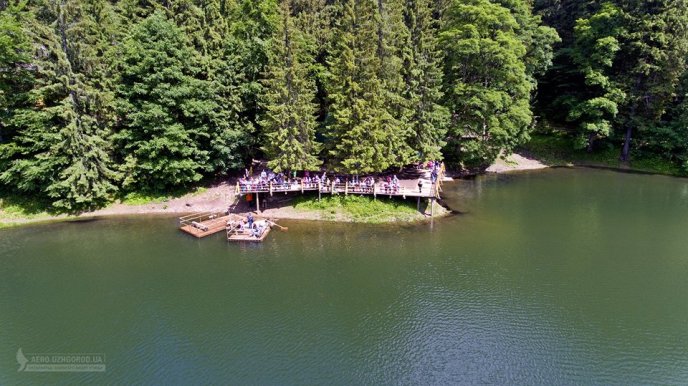 Таким його бачать птахи: користувачі мережі милуються світлинами озера Синевир з висоти – 01