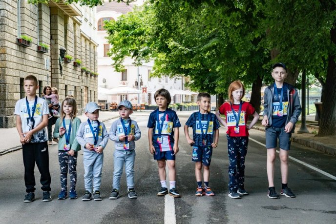В Ужгороді сьогодні відбувся благодійний забіг – 03