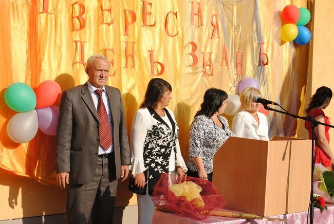 У школах Мукачева пролунав перший дзвоник (ФОТОРЕПОРТАЖ) – 04