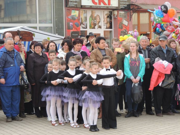 У Берегові розпочався перший весняний ярмарок – 23