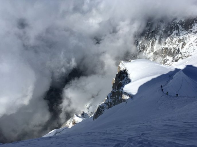 Ужгородець Ярослав Газа розповів про своє сходження на найвищу гору Європи – 04