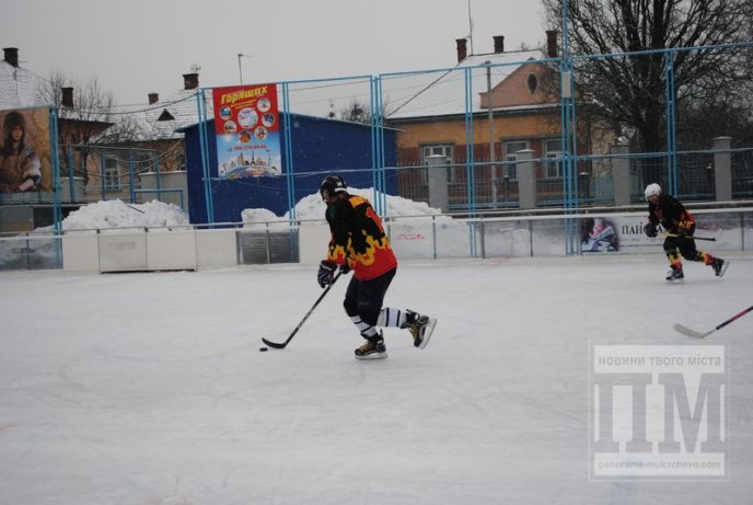 У Мукачеві відбувся відкритий Кубок області з хокею (ФОТО) – 09