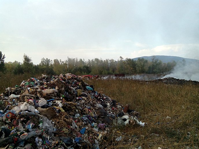 На восьмий день пожежники ліквідували загорання Виноградівського сміттєзвалища – 03