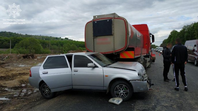У поліції розповіли подробиці сьогоднішньої аварії – 02 У поліції розповіли подробиці сьогоднішньої аварії – 02